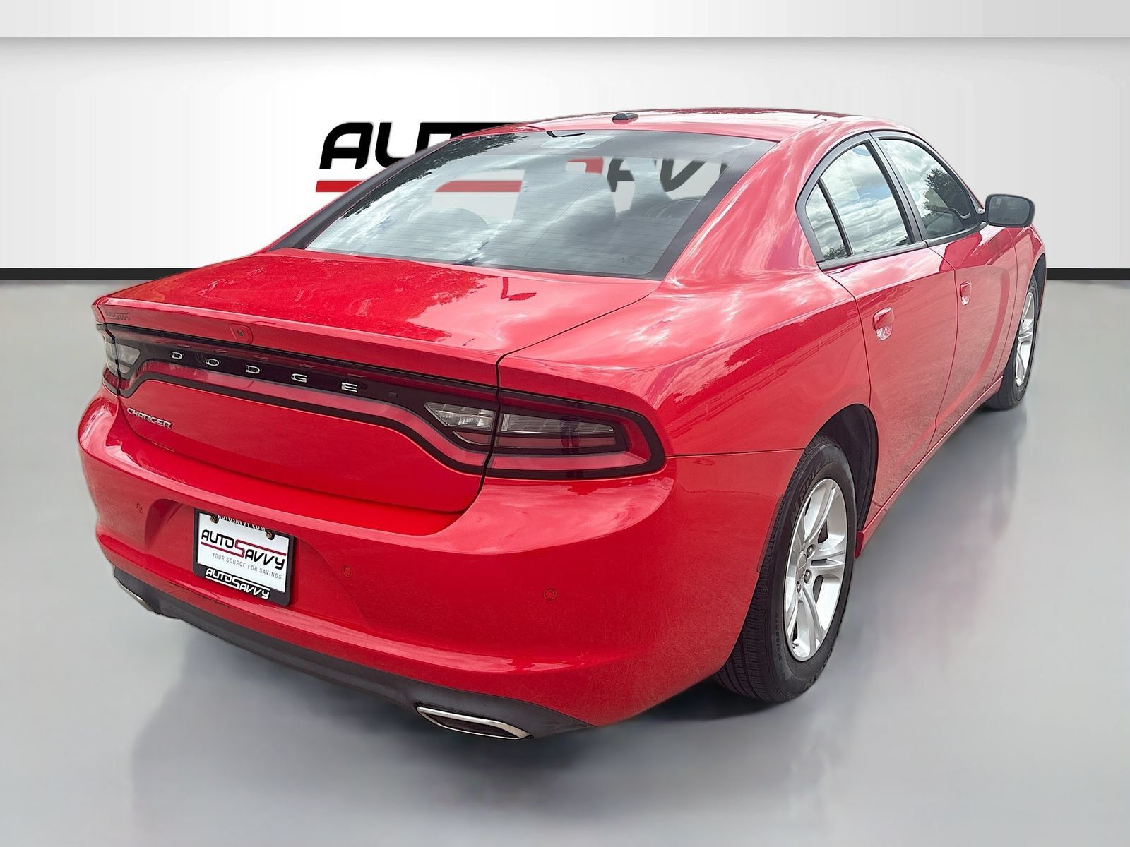 Used 2022 Dodge Charger SXT RWD image 7