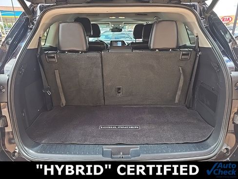 Used 2021 Toyota Highlander Limited image 15