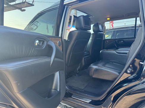 Used 2015 INFINITI QX80 Luxe w/ 22" Wheel Package image 16
