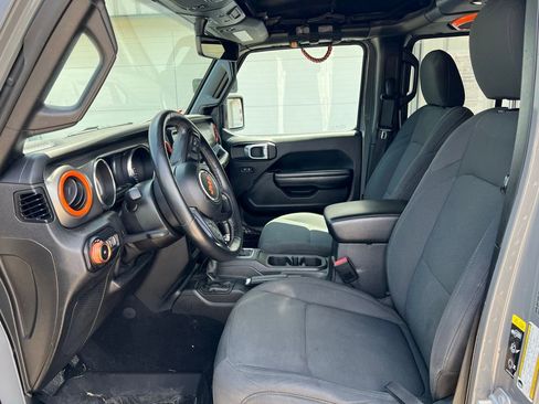Used 2021 Jeep Wrangler Unlimited Sport AWD/4WD image 10