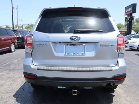 Used 2018 Subaru Forester 2.5i Premium w/ Protection Package #1 AWD/4WD image 4