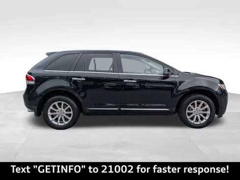 Used 2013 Lincoln MKX FWD image 2