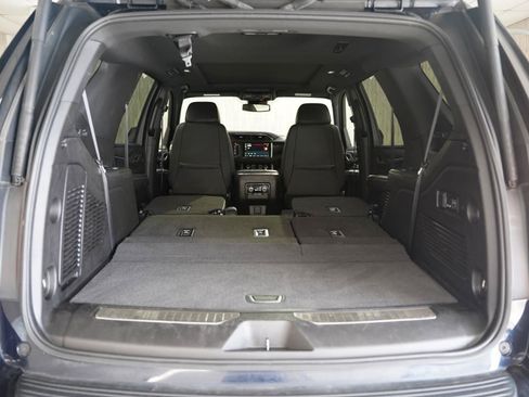 Used 2023 GMC Yukon Denali AWD/4WD image 37