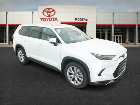 New 2026 Toyota Grand Highlander Limited image 29