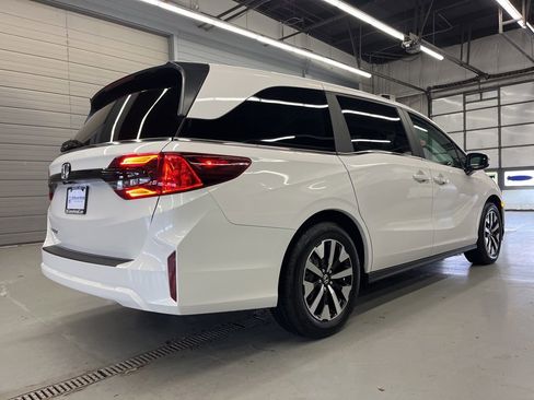 Used 2025 Honda Odyssey EX-L image 7