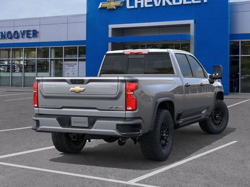 New 2026 Chevrolet Silverado 2500 ZR2 image 4