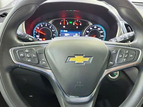 Used 2024 Chevrolet Equinox LS w/ LS Convenience Package FWD image 14