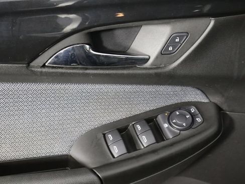 Used 2024 Chevrolet TrailBlazer LT FWD image 20