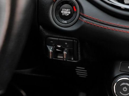 Used 2023 Dodge Durango GT image 33