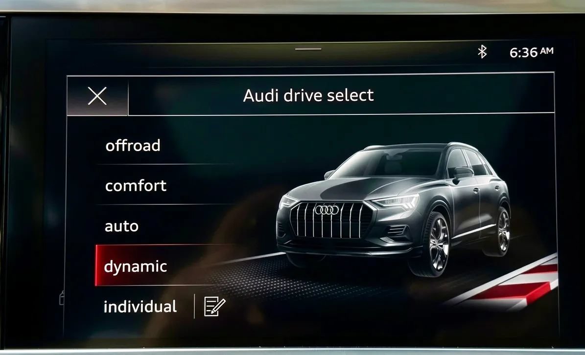 Used 2019 Audi Q3 2.0T Premium AWD/4WD image 15