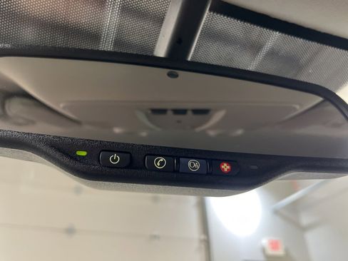 Used 2012 GMC Acadia SLT image 20