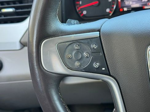 Used 2015 GMC Yukon XL SLT w/ Open Road Package image 28