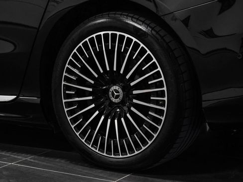 Used 2022 Mercedes-Benz EQS 580 4MATIC Sedan image 52