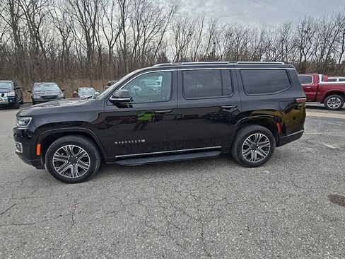 Used 2024 Jeep Wagoneer Series II image 3