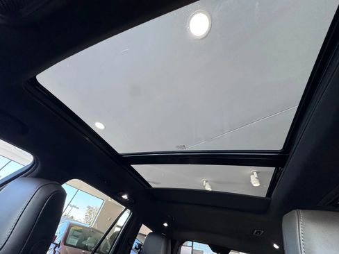 Used 2023 Cadillac XT6 Sport image 41