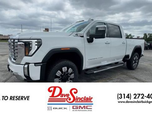 New 2026 GMC Sierra 3500 Denali w/ Denali Reserve Package AWD/4WD image 4