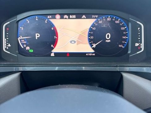 Used 2022 Volkswagen Taos SEL AWD/4WD image 11