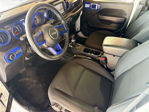 Used 2021 Jeep Wrangler Unlimited Sport image 23