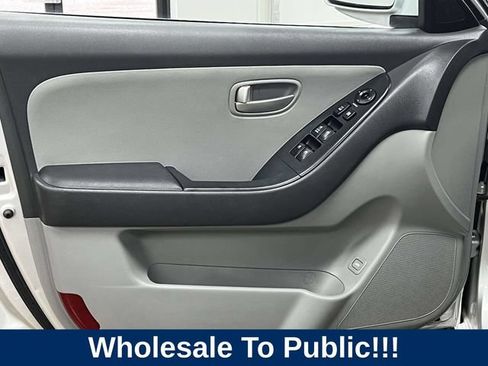 Used 2009 Hyundai Elantra GLS FWD image 15