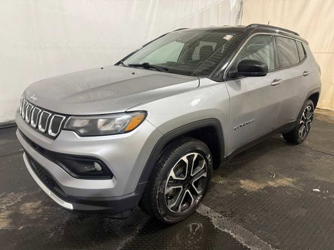 Used 2022 Jeep Compass Limited image 6