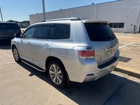 Used 2013 Toyota Highlander Limited AWD/4WD image 5