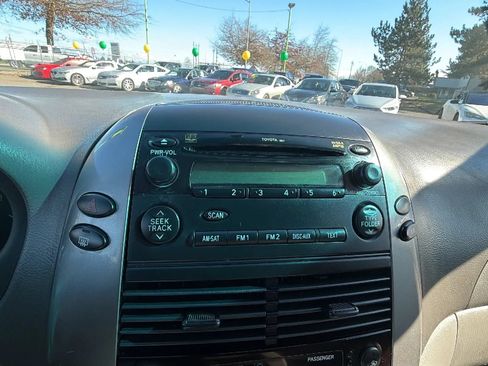 Used 2008 Toyota Sienna CE FWD image 13
