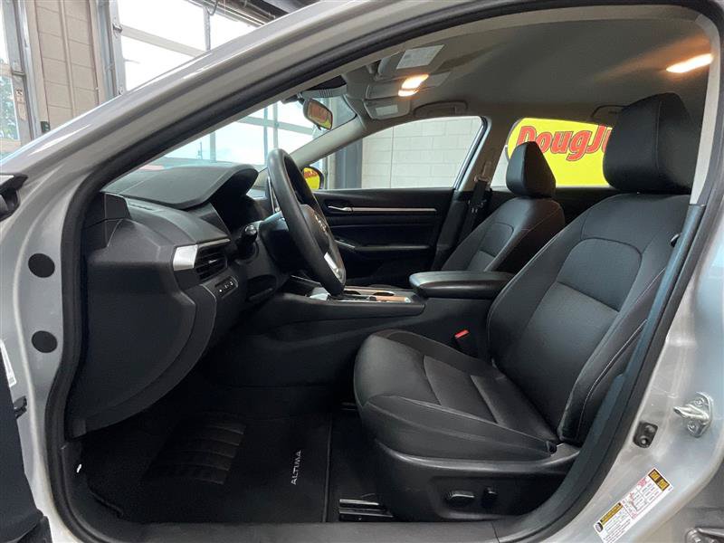 Used 2022 Nissan Altima 2.5 SV AWD/4WD image 10