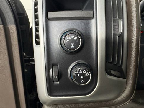 Used 2017 GMC Sierra 1500 SLT w/ Suspension Package, Off-Road image 15