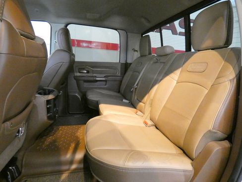 Used 2021 RAM 2500 Limited AWD/4WD image 27