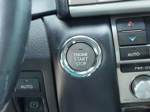 Used 2014 Lexus LS 460 w/ Comfort Package RWD image 16