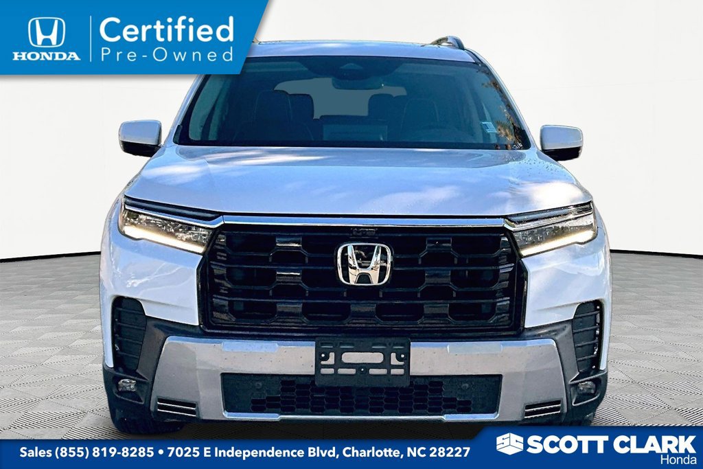 Used 2026 Honda Pilot Elite image 2
