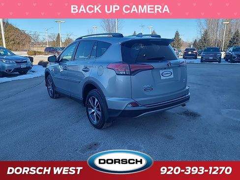 Used 2018 Toyota RAV4 XLE image 3