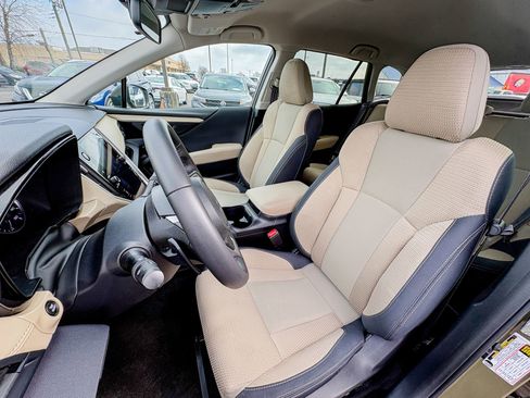 Used 2023 Subaru Outback Premium image 24