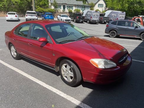 Used 2000 Ford Taurus SEL image 2