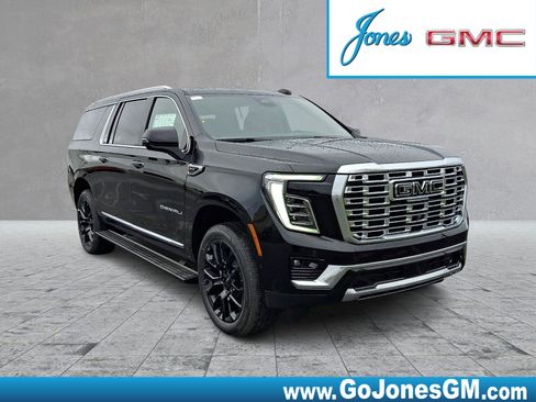 New 2026 GMC Yukon XL Denali w/ Sun & Power Step Package AWD/4WD image 1