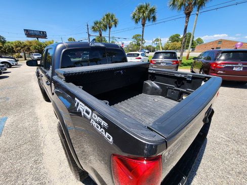 Used 2017 Toyota Tacoma TRD Off-Road w/ Tow Package image 23