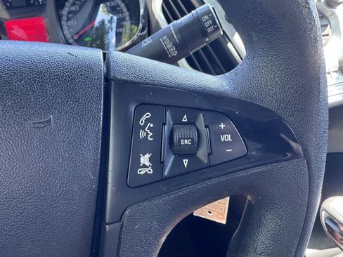 Used 2013 GMC Terrain SLE FWD image 30