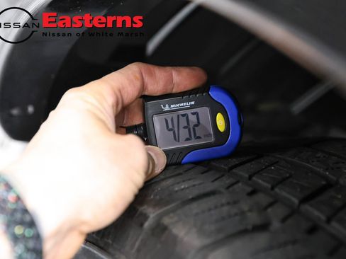 Used 2024 Nissan Armada SL AWD/4WD image 33