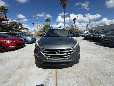 Used 2018 Hyundai Tucson SEL image 1