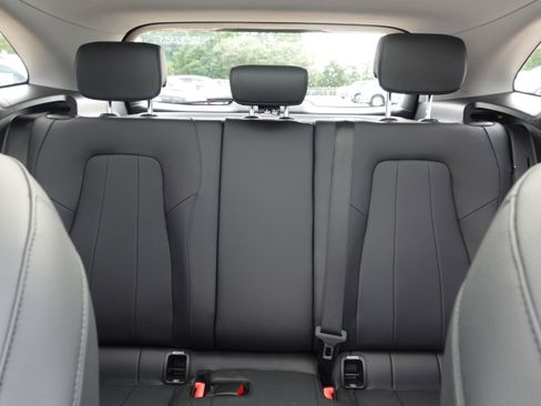 Used 2021 Mercedes-Benz GLA 250 4MATIC image 14