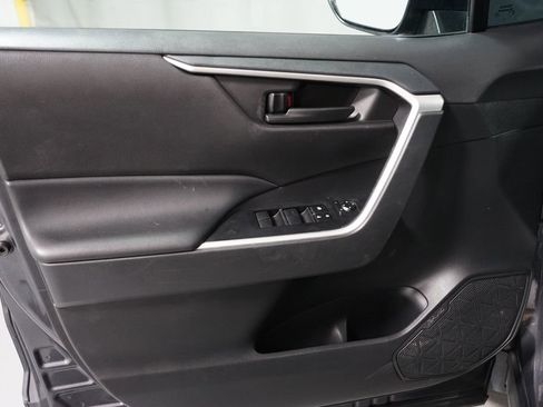 Certified 2024 Toyota RAV4 LE FWD image 28