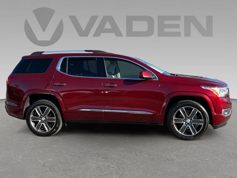 Used 2018 GMC Acadia Denali w/ Technology Package image 8