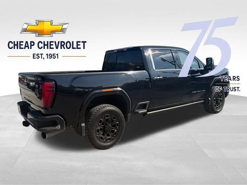 Used 2024 GMC Sierra 2500 Denali Ultimate AWD/4WD image 5