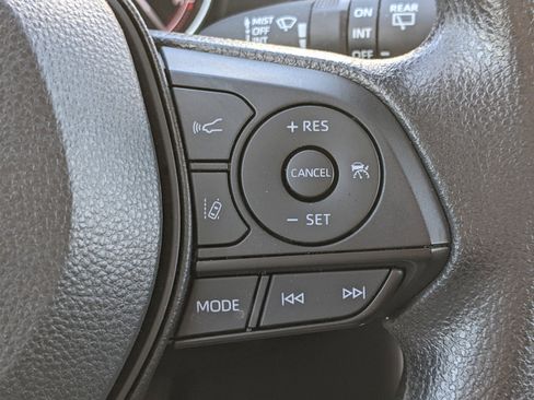 Used 2024 Toyota RAV4 XLE image 23