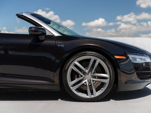 Used 2014 Audi R8 V10 AWD/4WD image 33