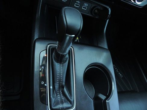 Used 2023 Honda Civic Touring image 24