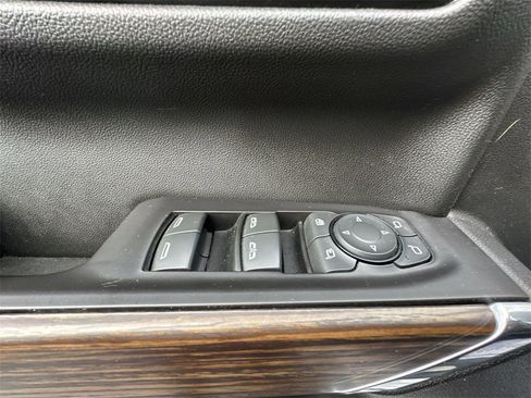 Used 2019 Chevrolet Silverado 1500 High Country image 13