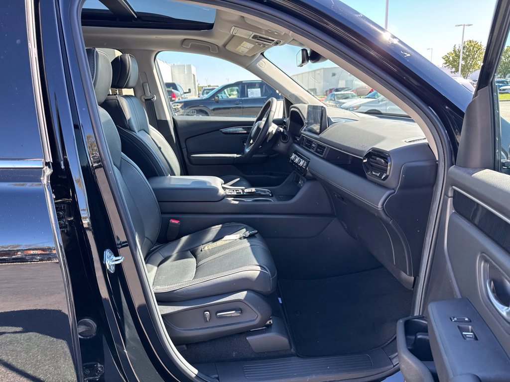 Used 2025 Honda Pilot Elite image 43