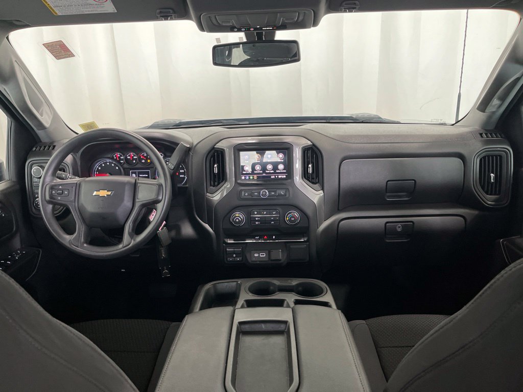 Used 2021 Chevrolet Silverado 2500 Custom w/ Custom Value Package AWD/4WD image 9