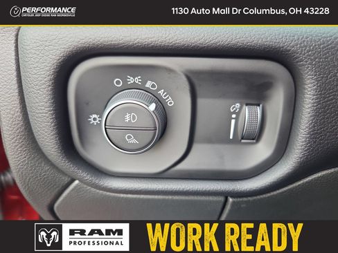 New 2026 RAM 2500 Big Horn AWD/4WD image 33